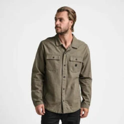 Roark RevivalHebrides Lightweight Jacket - Light Army -Garmentory Shop Hebrides Lightweight Jacket Light Army 20230227231804