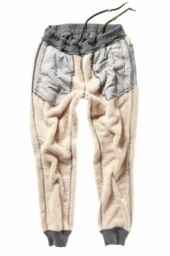 RelwenThe Superfleece Trackpant - Dark Grey -Garmentory Shop The Superfleece Trackpant 20231020182410